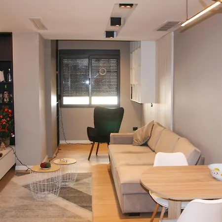 Roza's Center Appartamento Tirana